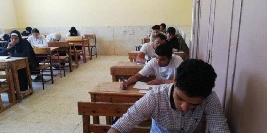 الحق سجل.. «التعليم» غلق باب تقديم تظلمات الدبلومات الفنية 2026 اليوم