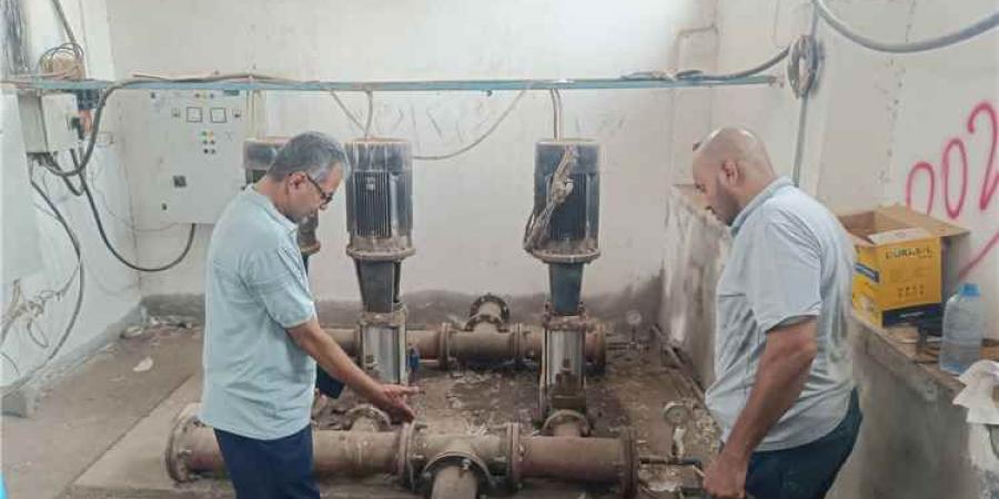 مدير عام مديرية المعلا يوجه برفع تقرير عاجل باحتياجات صيانة مضخة مياه الشيخ إسحاق