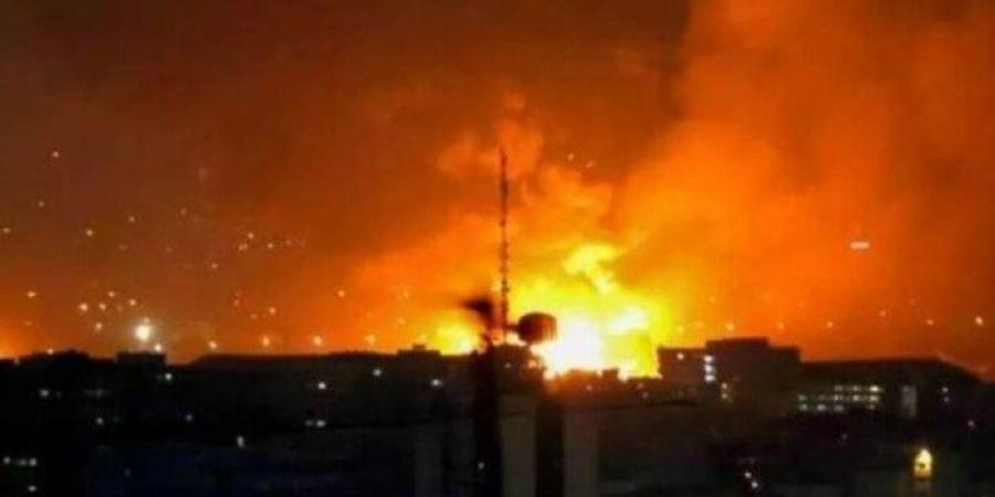 سماع دوي انفجارات شمال صنعاء وسط اليمن