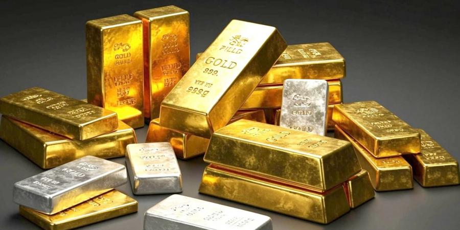 الذهب يتراجع قليلا والمعادن النفيسة تسجل أداء متباينا