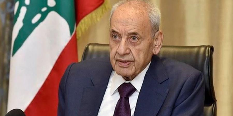 الرئيس بري في اتصال مع ماكرون : لبذل جهود دولية استثنائية تلزم “إسرائيل” بالإنسحاب
