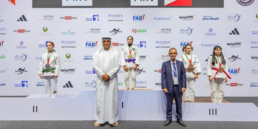 منتخب الإمارات يتقلّد 13 ميدالية في منافسات تحت 21 عاماً ببطولة العالم للجوجيتسو