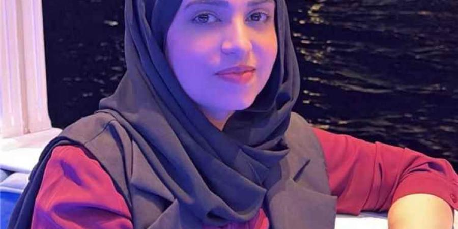 فنانة يمنية تنفصل رسميا عن زوجها بعد 10 سنوات من الزواج