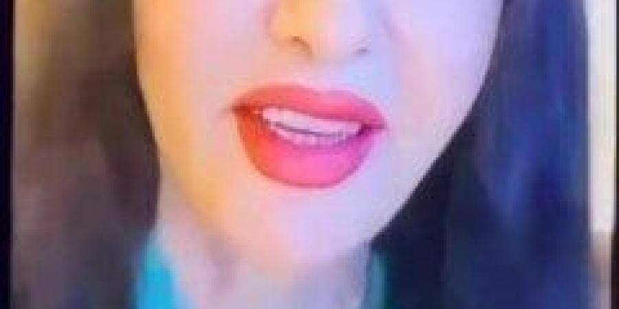 تووليت ينهي الجدل حول أزمة أغنية لطيفة بمكالمة فيديو «تفاصيل»