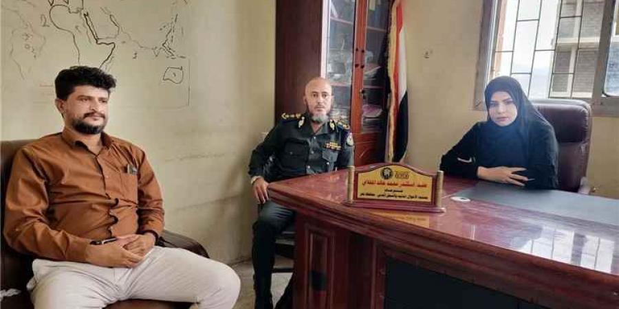 سلطات تعز تستأنف توريد رسوم البطاقات الشخصية إلى صندوق النظافة والتحسين