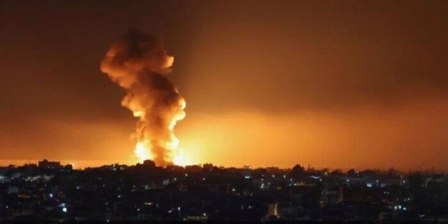 الدفاع المدني في غزة: أكثر من 10 غارات إسرائيلية استهدفت أنحاء القطاع منذ الصباح