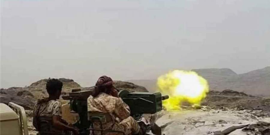 سقوط 11 جنديا بين شهيد وجريح إثر هجوم حوثي مباغت جنوب مارب