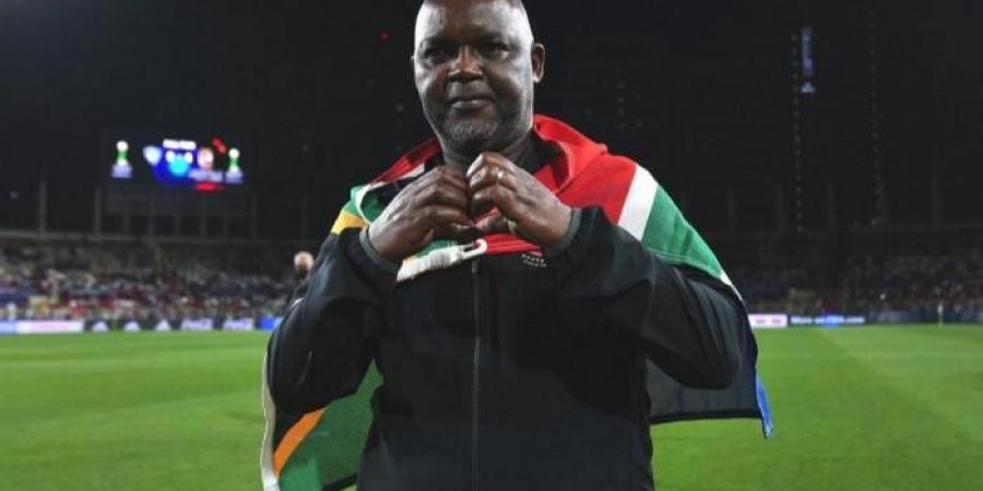 بعد 14 عاماً.. موسيماني مدرباً لمنتخب جنوب أفريقيا
