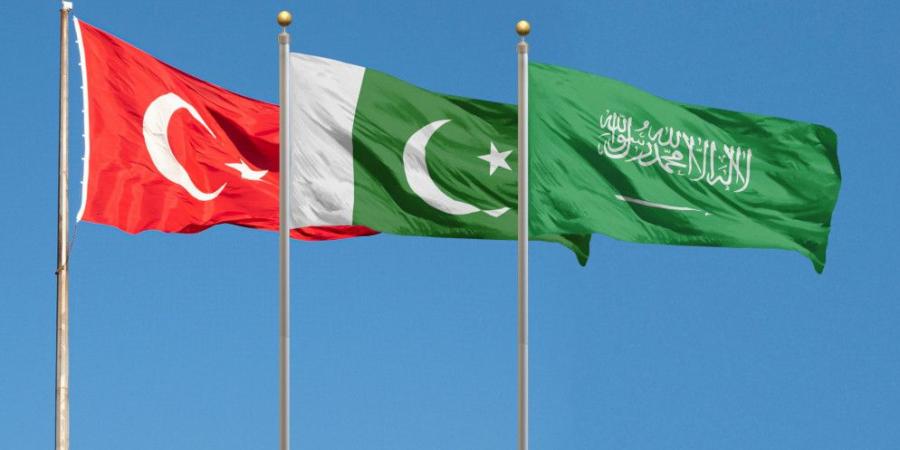 فيدان: اتفاق الدفاع بين تركيا وباكستان والسعودية لا يستهدف إيران