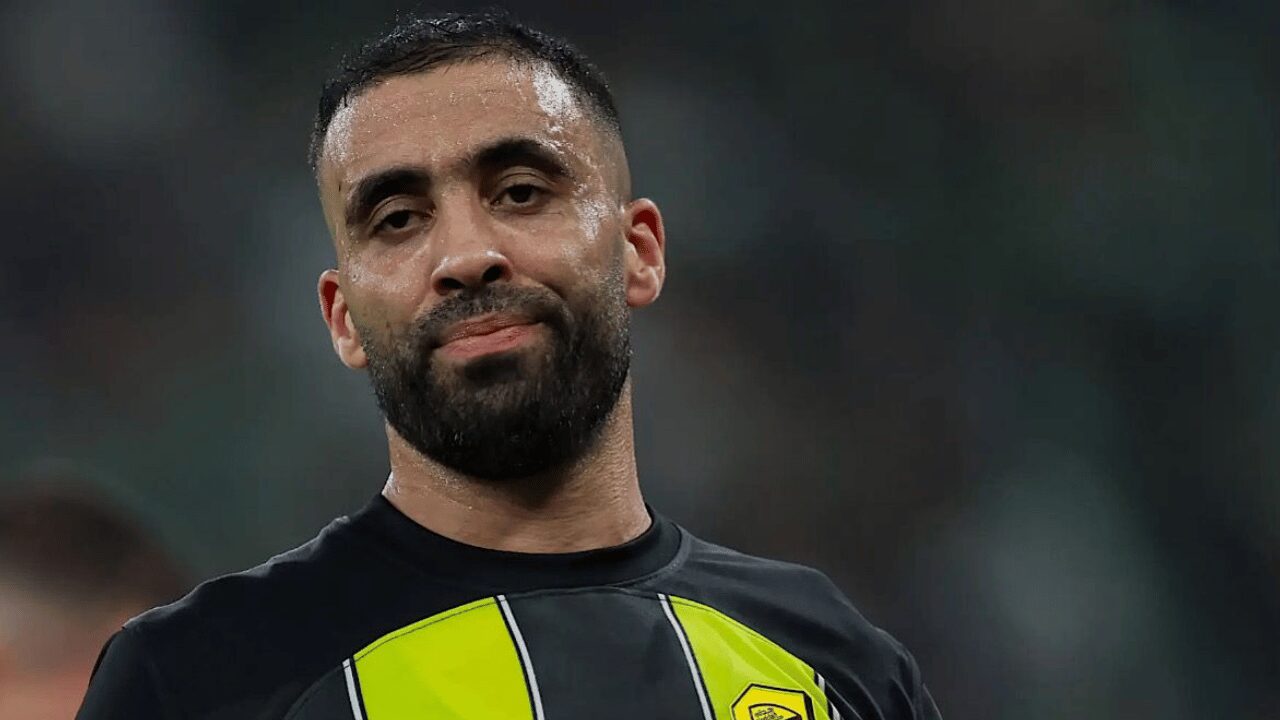 الاتحاد يحسم تواجد حمدالله بالفريق لابقاء كريم بنزيما